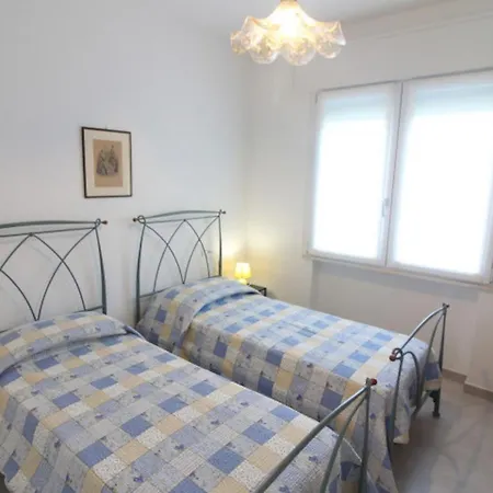 Вилла Coastal Duplex In Lignano Riviera