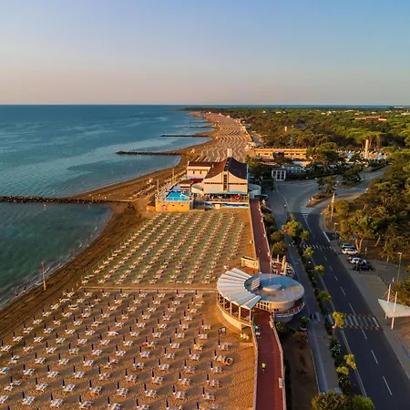 Villa Coastal Duplex In Lignano Riviera Lignano Sabbiadoro