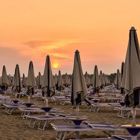 Coastal Duplex In Lignano Riviera Villa